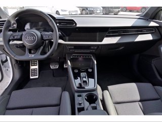 AUDI A3 Sportback 2.0 (35) Tdi 150cv S-tr. S-line edition