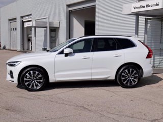VOLVO XC60 2.0 B4 (d) automatico Core