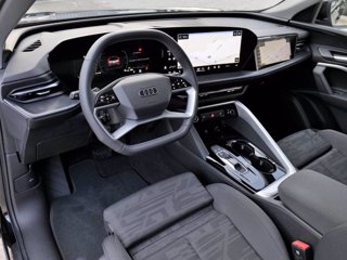 AUDI Q5 NEW 2.0 Tdi Quattro 204cv S-tronic S.line edition