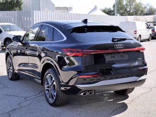 AUDI Q5 Sportback NEW 2.0 Tdi Q. 204cv S-tr. Business Adv.