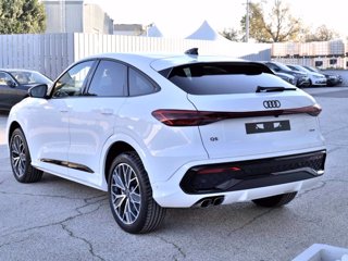 AUDI Q5 Sportback NEW 2.0 Tdi Q. 204cv S-tr. S.line edit.