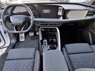 AUDI Q5 Sportback NEW 2.0 Tdi Q. 204cv S-tr. S.line edit.