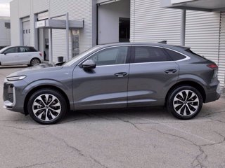 AUDI Q3 Sportback NEW 2.0 Tdi 150cv S-tr. S-line edition