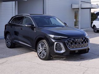 AUDI Q5 NEW 2.0 Tdi Quattro 204cv S-tronic S.line edition