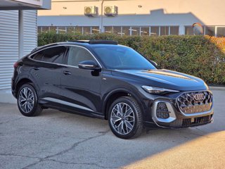 AUDI Q5 Sportback NEW 2.0 Tdi Q. 204cv S-tr. S.line edit.