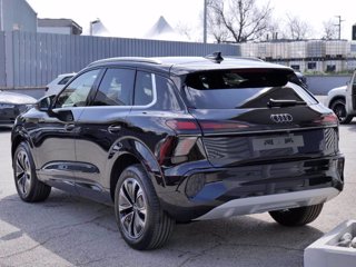 AUDI Q3 NEW 2.0 Tdi 150cv S-tronic Business Advanced