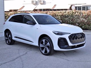 AUDI Q5 2.0 e-Hybrid 299cv Quattro S-tronic S-line edition