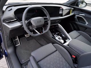 AUDI Q5 NEW 2.0 Tdi Quattro 204cv S-tronic S-line edition