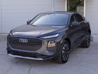 AUDI Q3 Sportback 1.5 e-hybrid 272cv S-tr. Business Adv.
