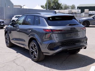 AUDI Q3 NEW 2.0 Tdi 150cv S-tronic S-line edition