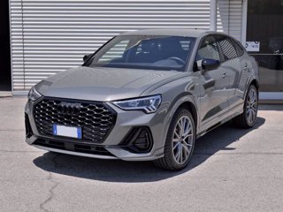 AUDI Q3 Sportback 2.0 (35) Tdi 150cv S-tr. Identity Black