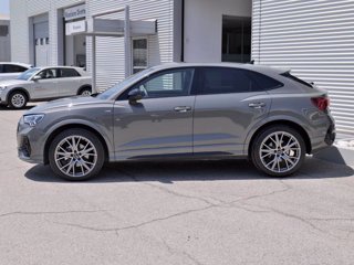 AUDI Q3 Sportback 2.0 (35) Tdi 150cv S-tr. Identity Black