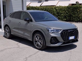 AUDI Q3 Sportback 2.0 (35) Tdi 150cv S-tr. Identity Black
