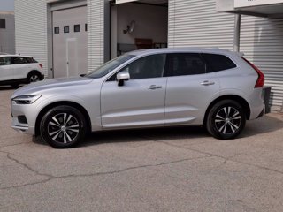 VOLVO XC60 B4 (d) AWD Geartronic Momentum Pro (Motore Nuovo)