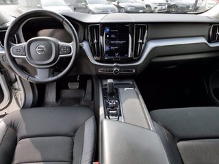 VOLVO XC60 B4 (d) AWD Geartronic Momentum Pro (Motore Nuovo)