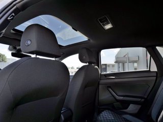 VOLKSWAGEN Taigo 1.0 Tsi 115cv R-Line Plus