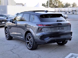 AUDI Q3 NEW 2.0 Tdi 150cv S-tronic S-line edition
