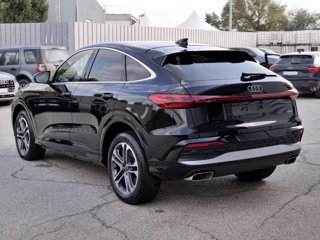 AUDI Q5 Sportback NEW 2.0 Tfsi Q. 204cv S-tr. Busin. Adv.